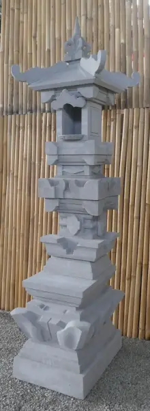 Product image 8 of the product “Balinese Temple, casted with Paras Stone, with open small temple on top, with step at bottom, 190cm. Mulitparted ”